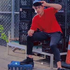 Meet your Posher, Samuel